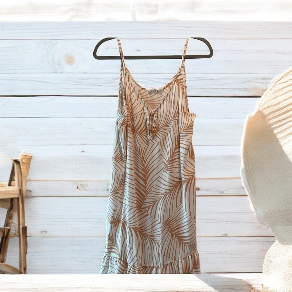 Roxy White and Tan Patterned Dress